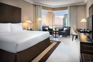 Fairmont Dubai,Dubai World Trade Centre>>Dubai,5 star