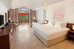Ja Palm Tree Court,On The Waterfront,5 star