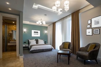 aghababyans hotel