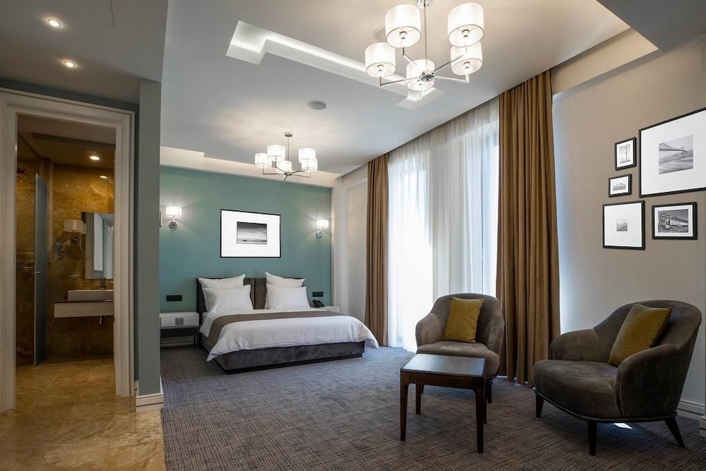 aghababyans hotel