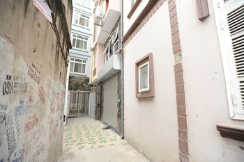 ruby lakeview homestay