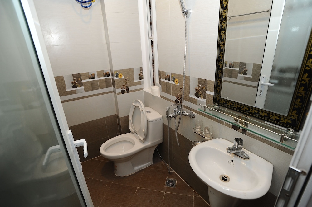 ruby lakeview homestay