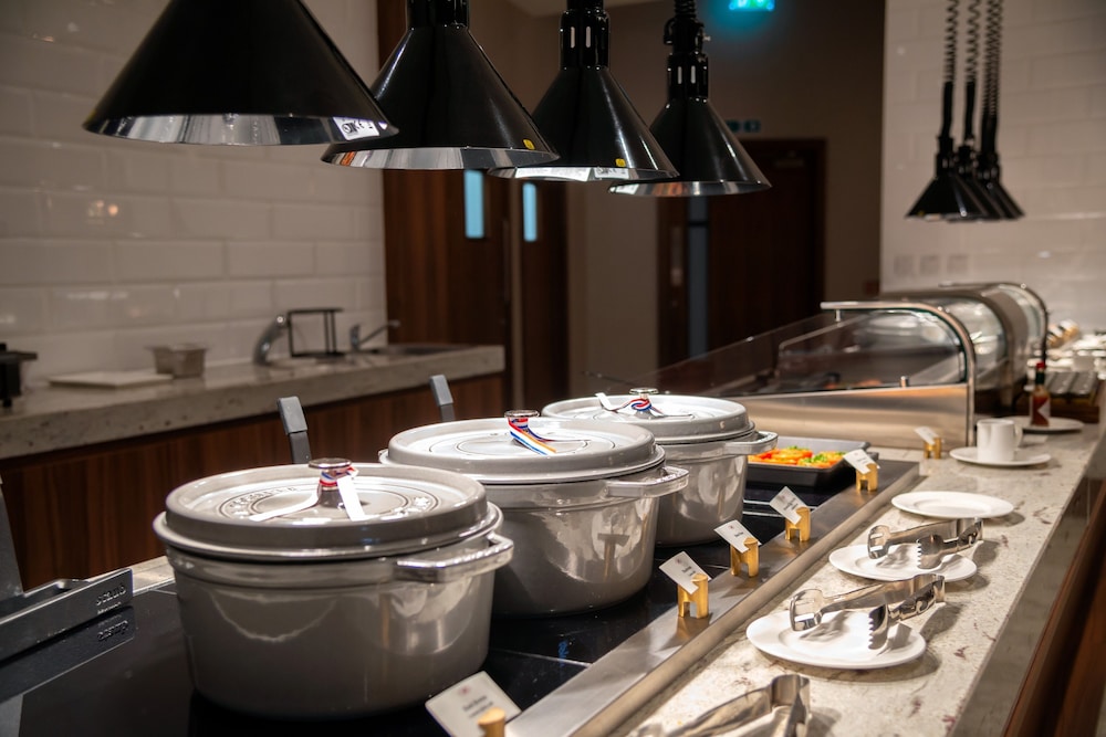 crowne plaza london heathrow t4 an ihg hotel