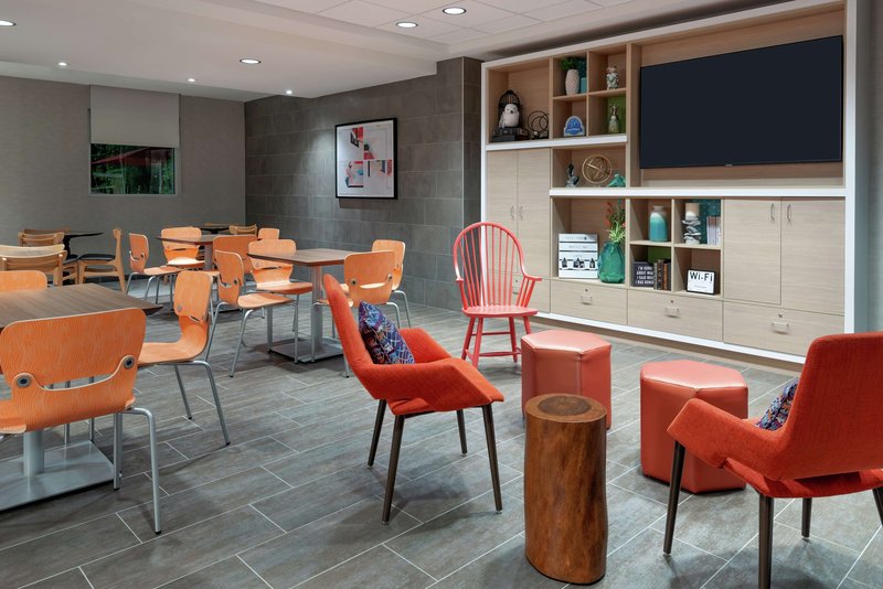 home2 suites by hilton orlando near universal