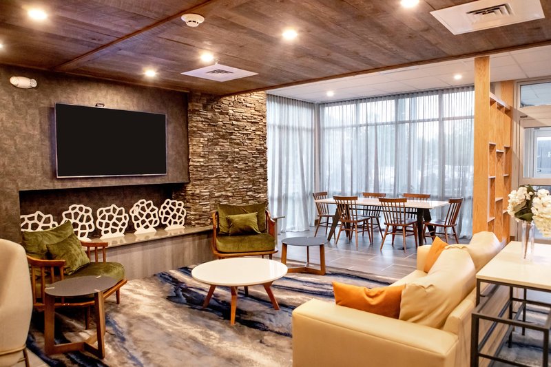fairfield inn and suites by marriott richmond airport