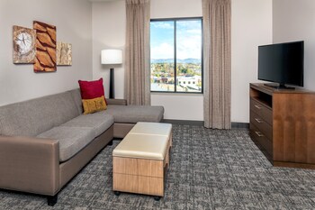 staybridge suites charlottesville airport an ihg hotel