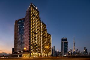 Millennium Atria Business Bay,Millennium Atria Business Bay Is Conveniently Located In The Popular Business Bay Area. The Property,4 star