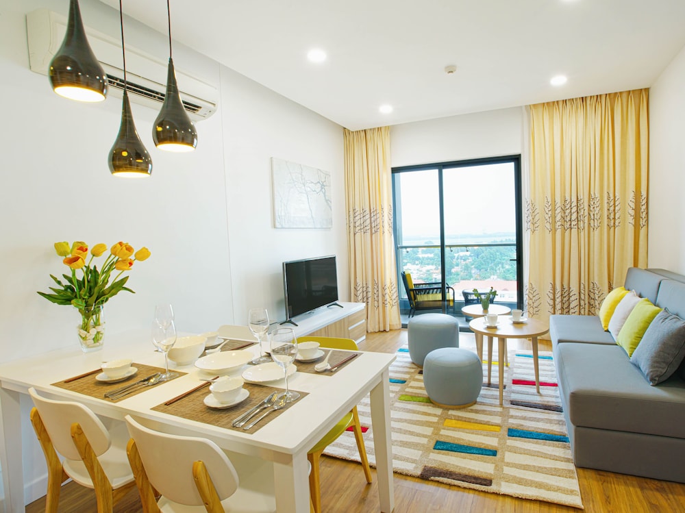 republic plaza serviced apartment