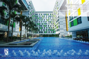 republic plaza serviced apartment