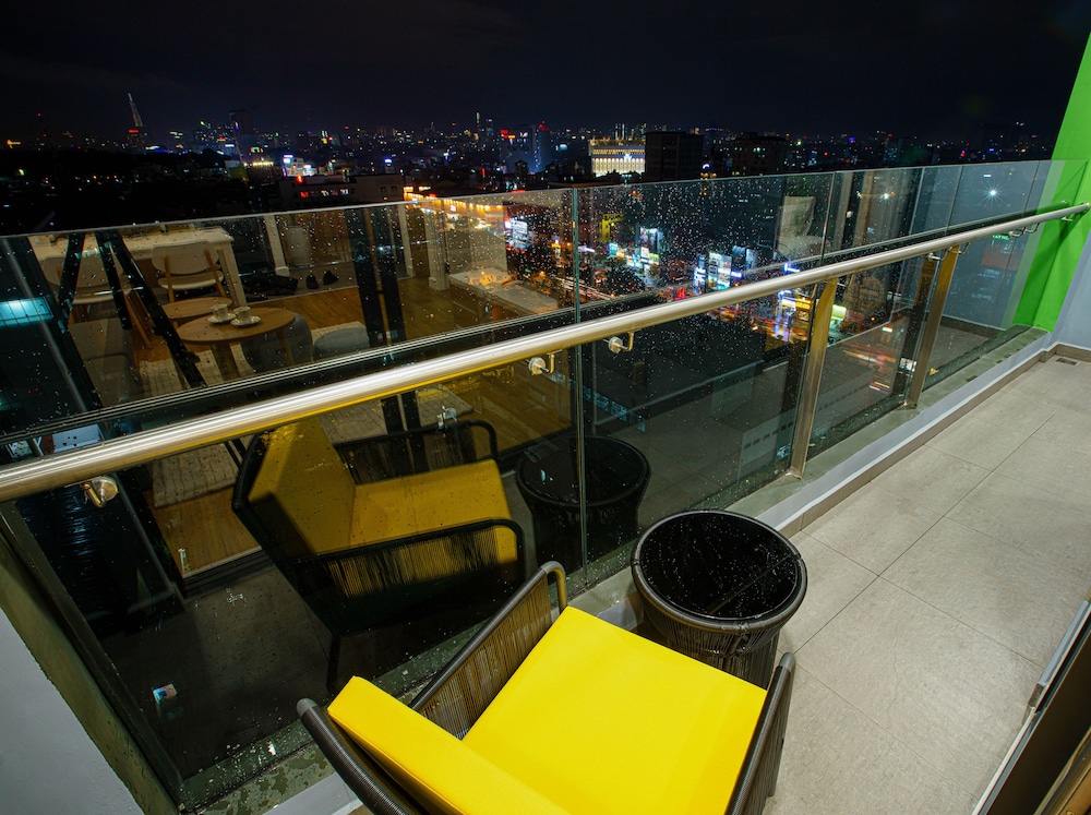 republic plaza serviced apartment