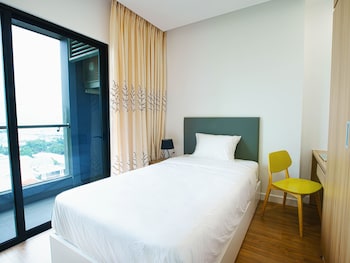 republic plaza serviced apartment