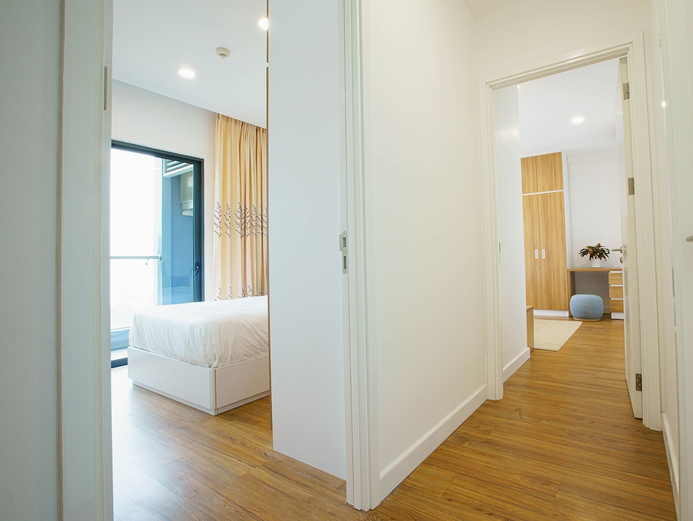 republic plaza serviced apartment