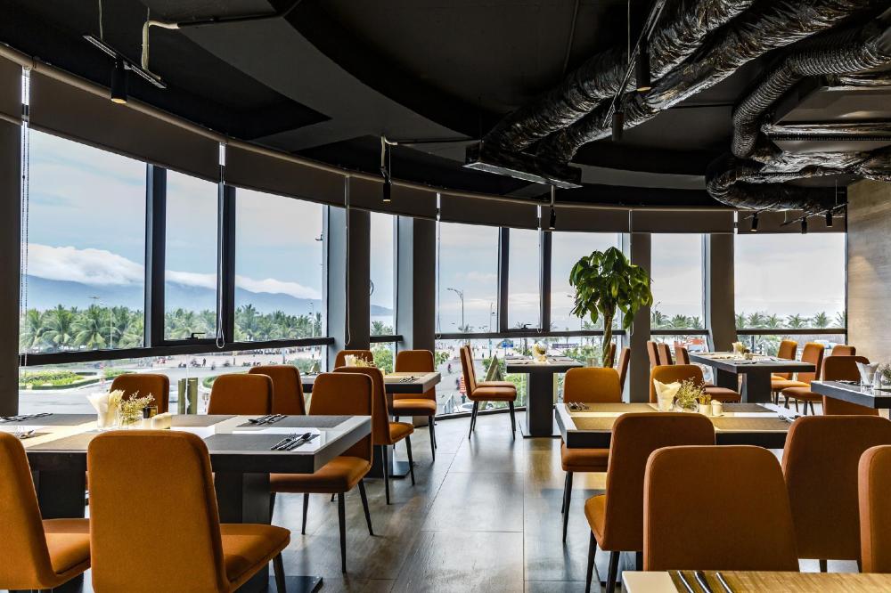 stella maris beach danang