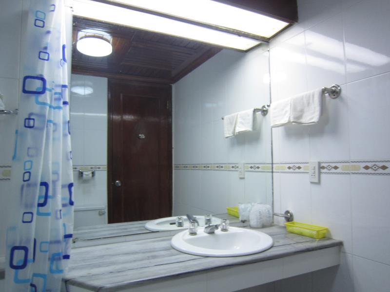 hanh long 1 hotel