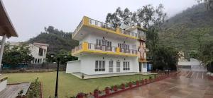four banyans spirit and nature resort