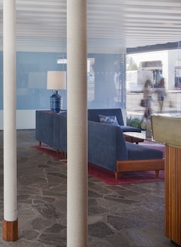 beverly laurel hotel at west hollywood