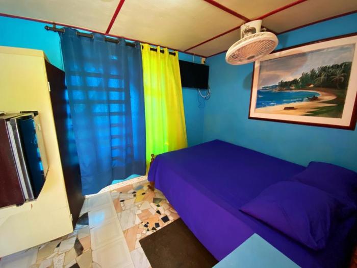 yellow moon guesthouse apartments