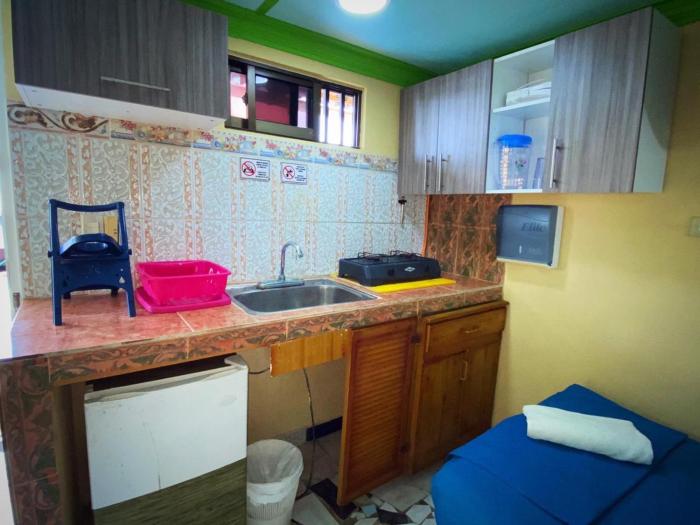 yellow moon guesthouse apartments