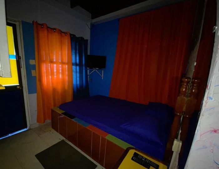 yellow moon guesthouse apartments