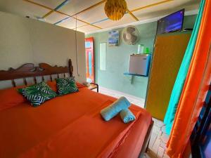 yellow moon guesthouse apartments