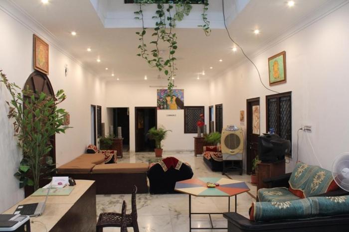 singhi villa guest house