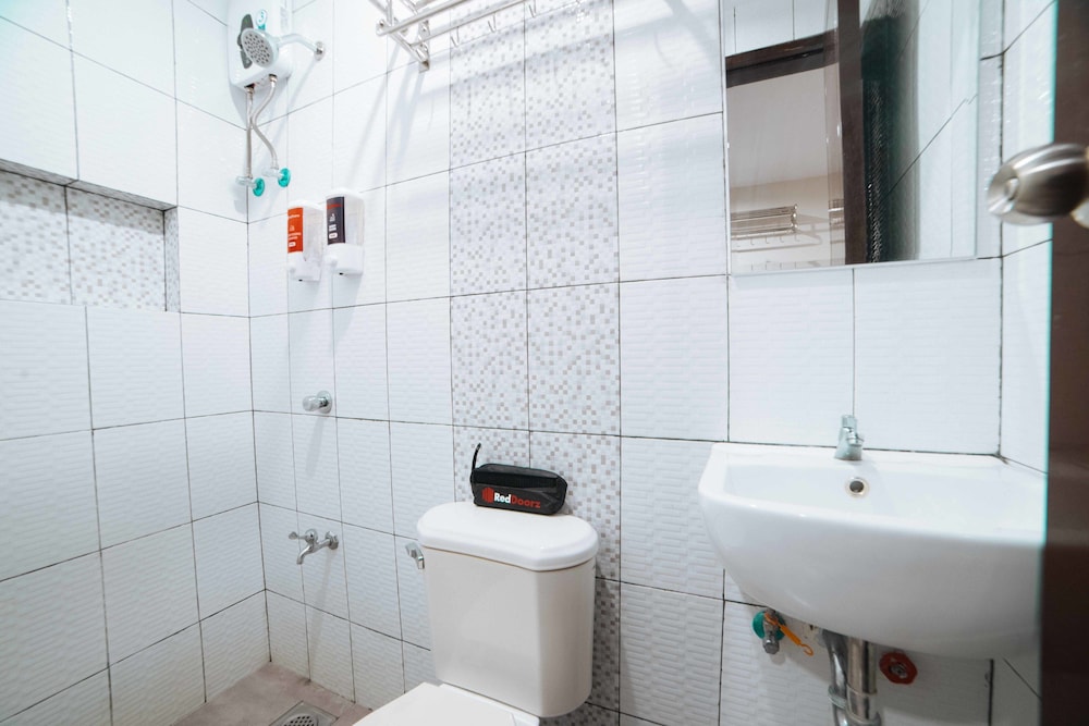 reddoorz travelers inn bajada davao