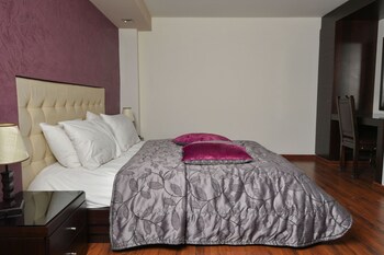 hollywood inn hotel