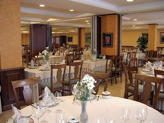 Chateau La Roca,Sancibrian>>Cantabria,3 star