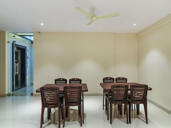 capital o 22922 hotel siddartha grand