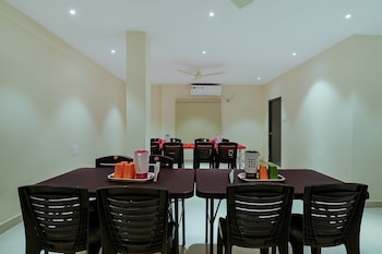 capital o 22922 hotel siddartha grand