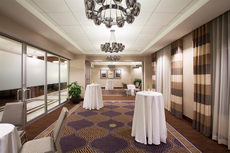 sheraton pittsburgh airport hotel