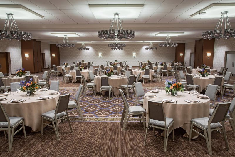sheraton pittsburgh airport hotel