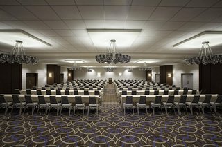 sheraton pittsburgh airport hotel
