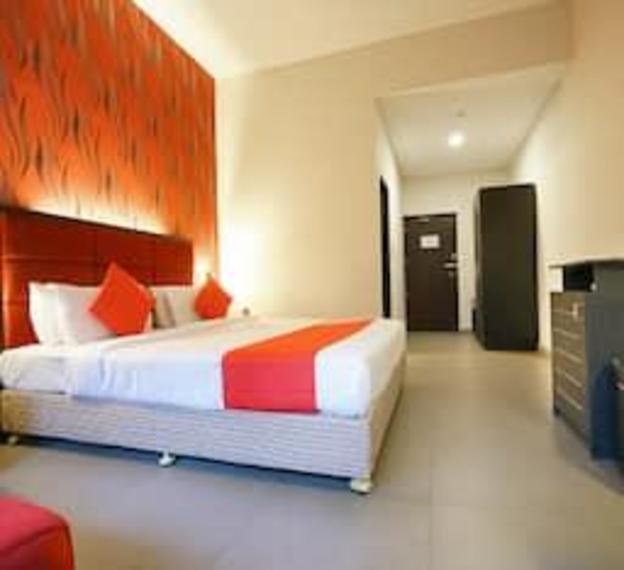 capital o 15754 mookkannoor tourist home