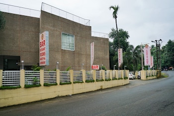 capital o 15754 mookkannoor tourist home