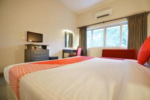 capital o 15754 mookkannoor tourist home