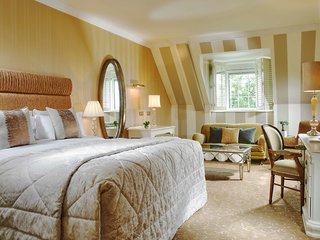 Hotel-Img