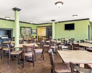 Quality Inn & Suites On The Beach,North Beach>>Corpus Christi,3 star