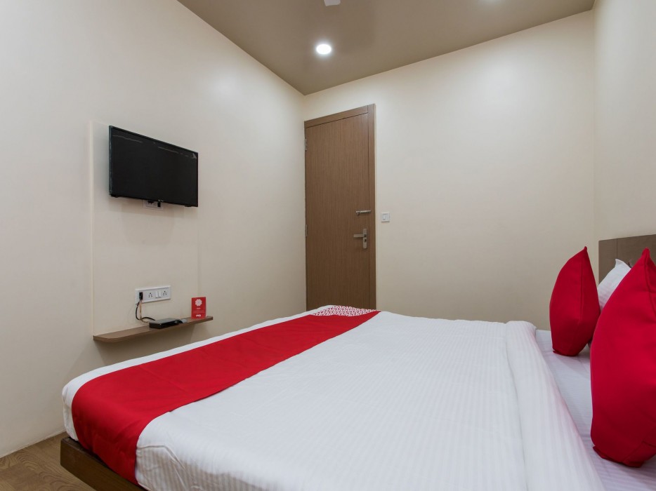oyo 11929 hotel ridhi sidhi