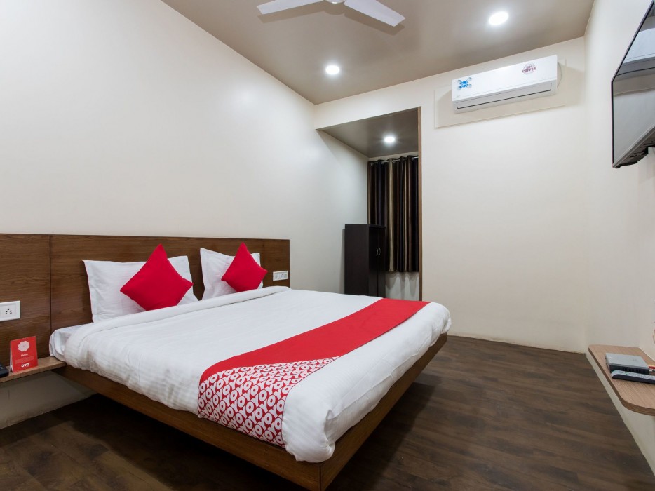 oyo 11929 hotel ridhi sidhi