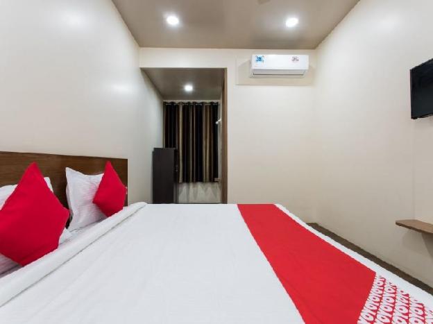 oyo 11929 hotel ridhi sidhi