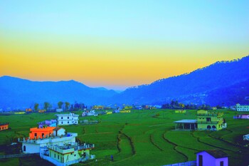 Garur Valley,Corbett National Park>>Almora,3 star