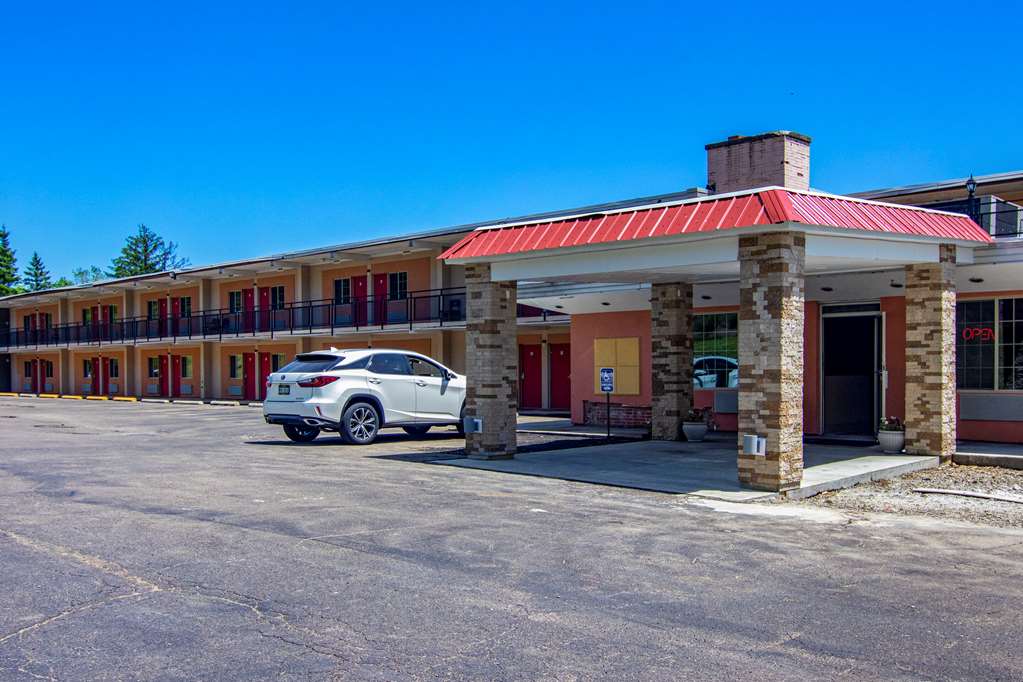 econo lodge bradford