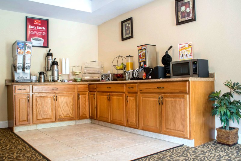 econo lodge bradford