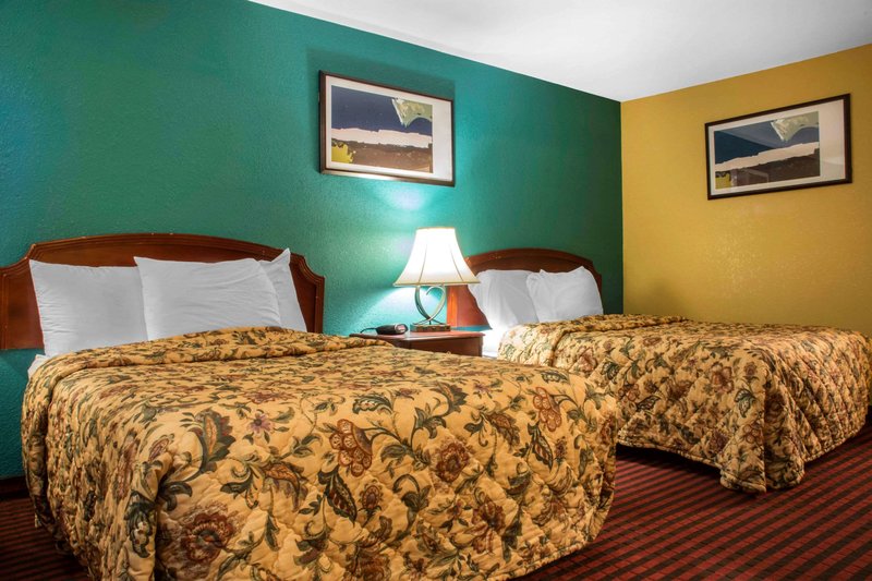 econo lodge bradford