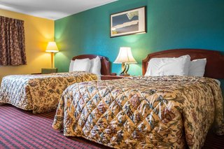econo lodge bradford