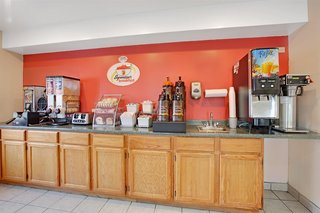 Super 8 By Wyndham Crystal Lake,Chicago>>Algonquin,2 star