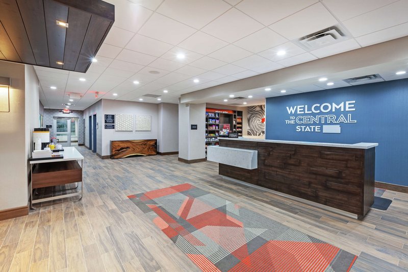hampton inn gardner conference center