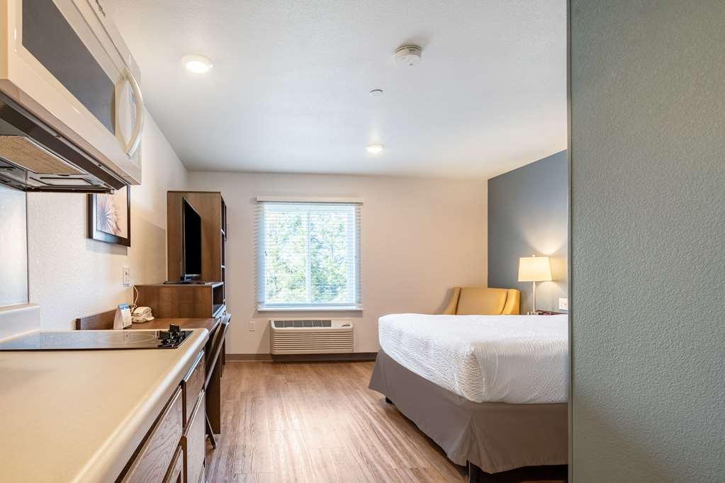 extended stay america suites portland east
