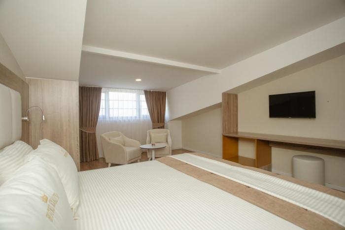 hotel exalco al